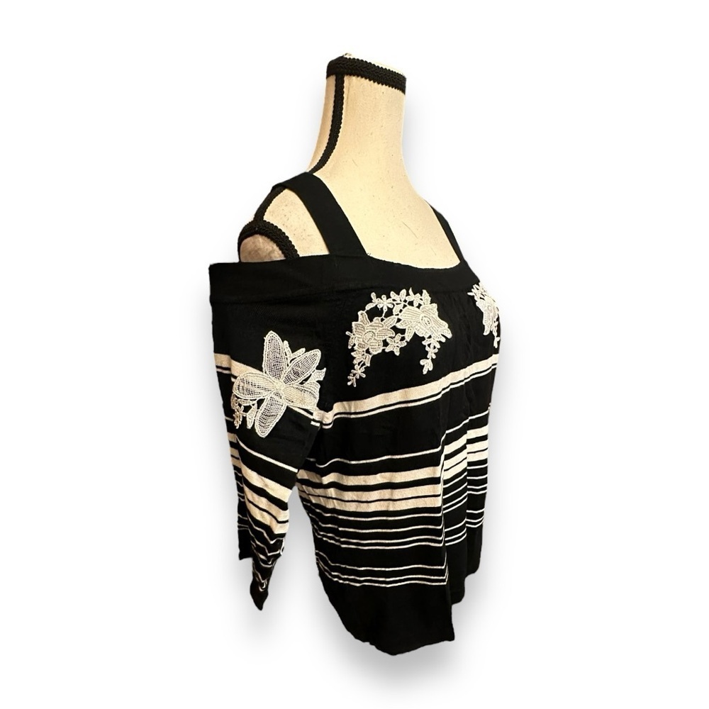 Women’s INC XXL Black White Striped Embroidered Cold Shoulder Sweater - Picture 3 of 12